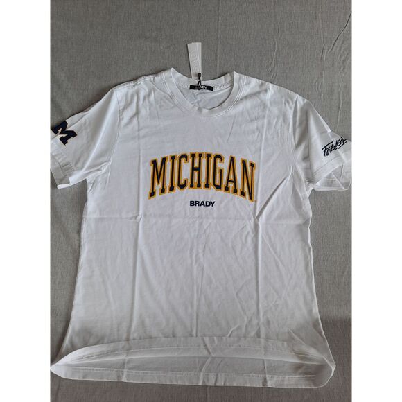 Brady Men XL Collegiate 10 Michigan Art Logo Tee Short Sleeve Pre-Shrunk Cotton‎ - Picture 1 of 8